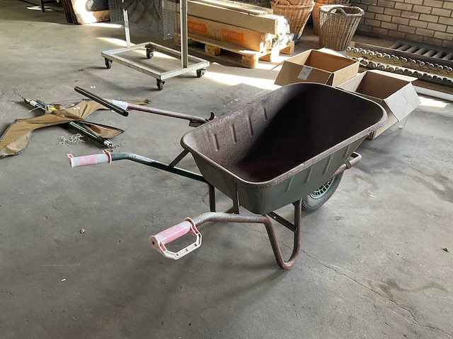 Gasfles- en kruiwagen - afbeelding 2 van  2