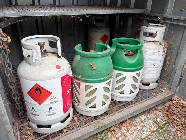 Gasfles leeg (5x) - afbeelding 1 van  4