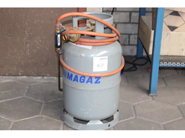 Gasfles met gasbrander. - afbeelding 1 van  2