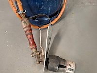 Gasfles v.v. dakbrander - afbeelding 2 van  2