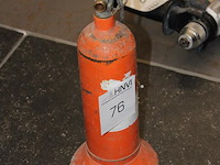 Gasflesje. - afbeelding 2 van  2