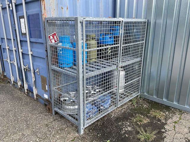 Gasflessendepot - afbeelding 2 van  2