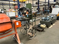 Gasflessenwagen en divers - afbeelding 3 van  8