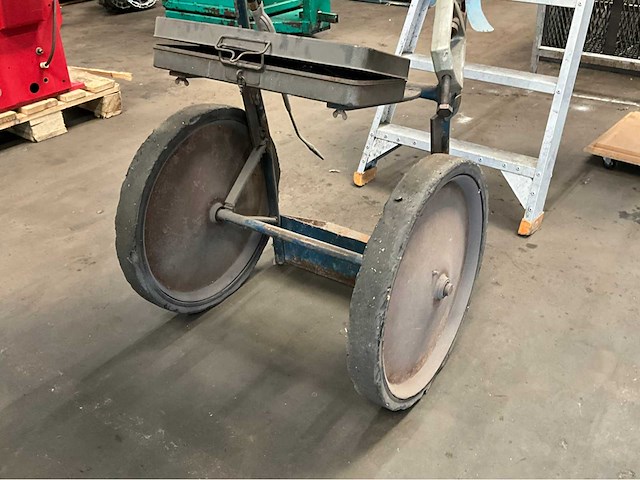Gasflessenwagen en divers - afbeelding 9 van  9
