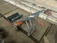 Gasflessenwagen en lasbenodigdheden - afbeelding 4 van  5