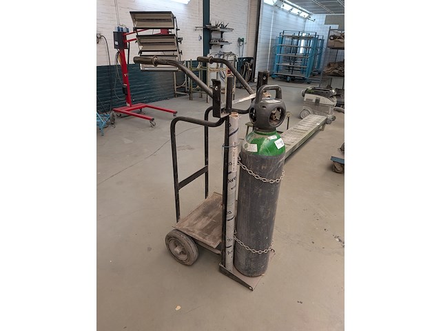 Gasfleswagen met cilinder argon - afbeelding 3 van  9