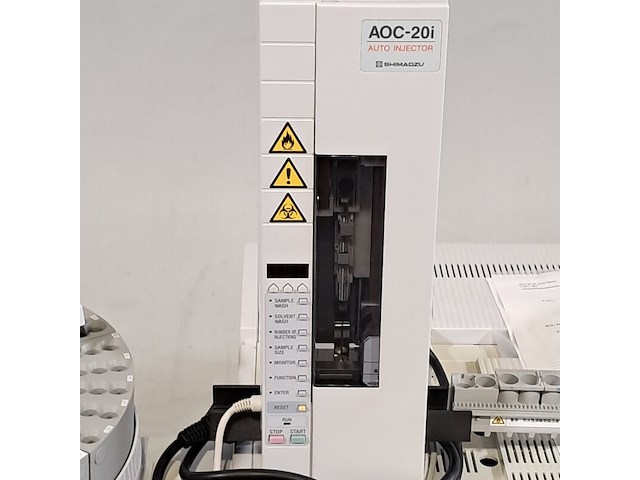 Gasmatochraaf met sampler, shimadzu, gc2010 plus - afbeelding 11 van  16