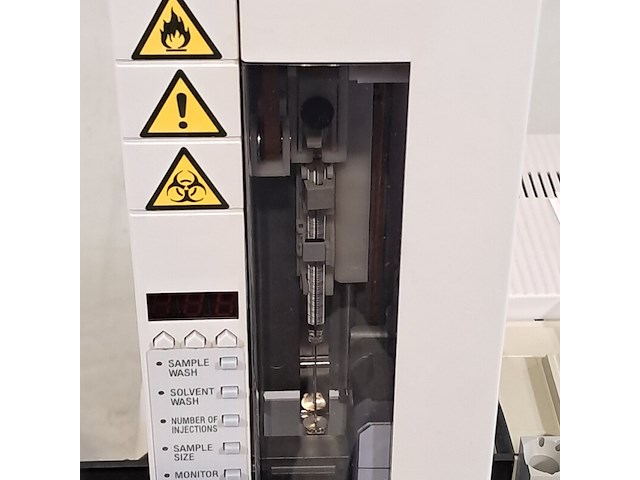 Gasmatochraaf met sampler, shimadzu, gc2010 plus - afbeelding 12 van  16