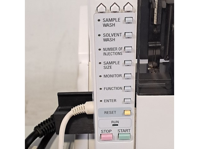 Gasmatochraaf met sampler, shimadzu, gc2010 plus - afbeelding 13 van  16