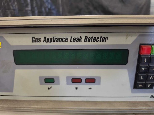 Gasmeter op heftafel - overige magazijninventaris - afbeelding 6 van  11
