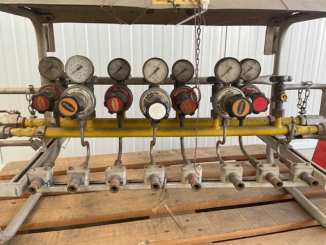 Gasstation acetyleen zuurstof - afbeelding 6 van  6