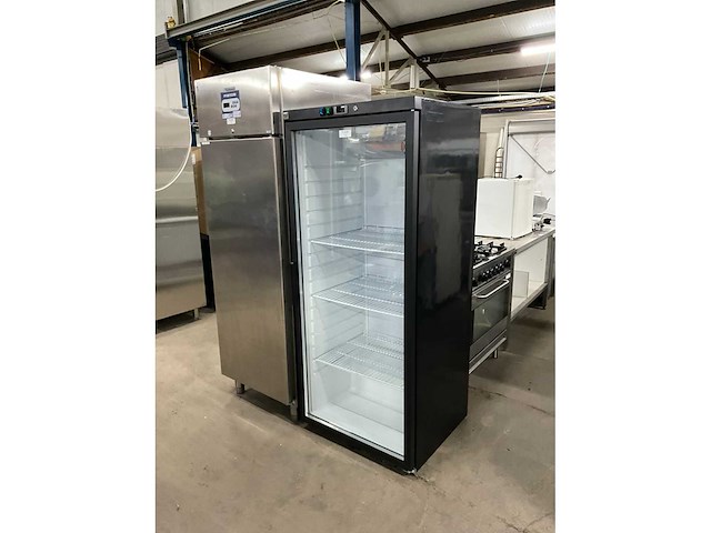 Gastro inox 204.204 glasdeur koelkast - afbeelding 2 van  9