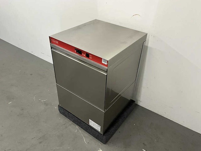 Gastro m - dw51 ps dd - korvenvaatwasmachine - afbeelding 1 van  4