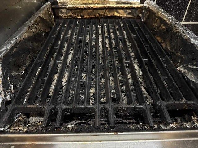 Gastro m - lavasteengrill - afbeelding 5 van  7