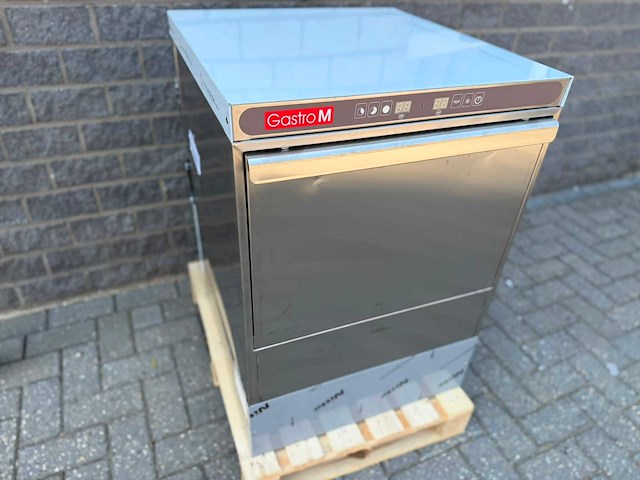 Gastro m - ongebruikt - korvenvaatwasmachine - afbeelding 1 van  6