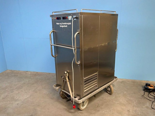 Gastronomisc montage a/s gekoeld en verwarmde transportkar - afbeelding 6 van  9