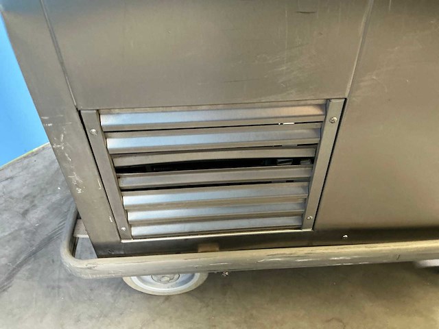Gastronomisc montage a/s gekoeld en verwarmde transportkar - afbeelding 7 van  8