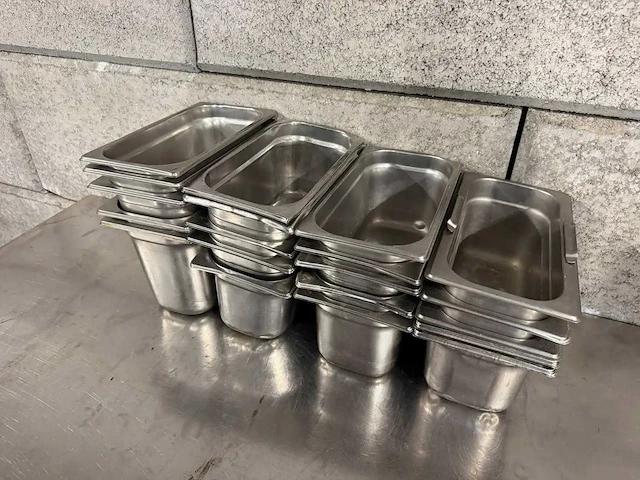 Gastronormbak 1/3 gn-100 (20x) - afbeelding 1 van  3