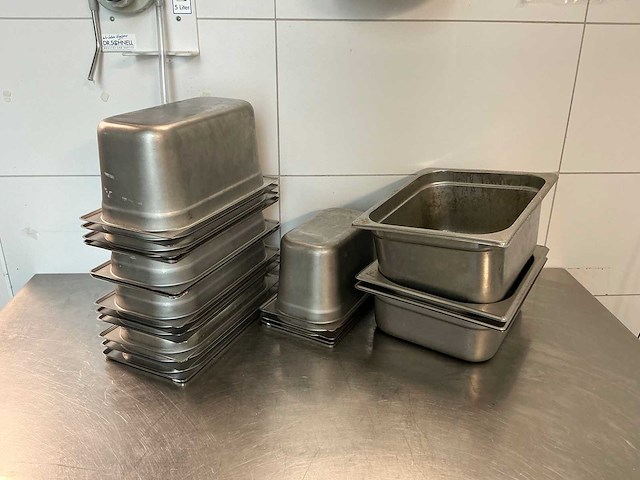 Gastronormbak divers (18x) - afbeelding 1 van  3
