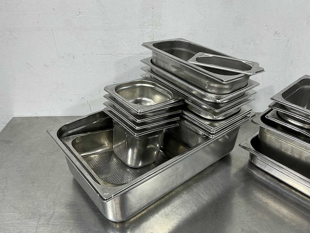 Gastronormbak divers (20x) - afbeelding 1 van  1