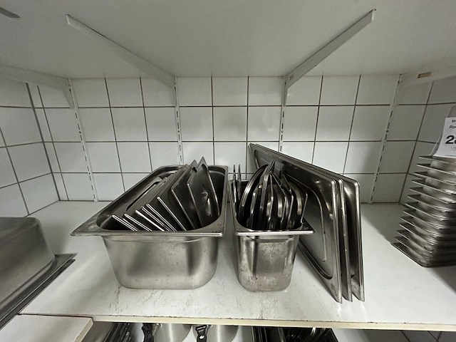 Gastronormbakken - partij gn deksels 1/2gn - 1/1gn - 1/4gn - afbeelding 1 van  4