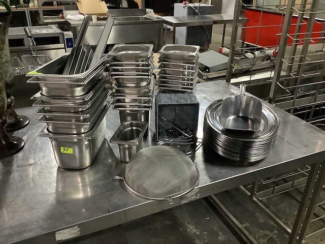Gastronormbakken en benodigdheden - afbeelding 2 van  9