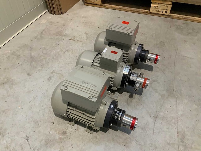 Gather industrie - verder pomp - afbeelding 1 van  3