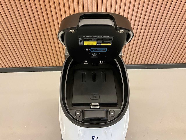 Gausium - vacuüm 40 - floor cleaner - 2022 - afbeelding 4 van  16