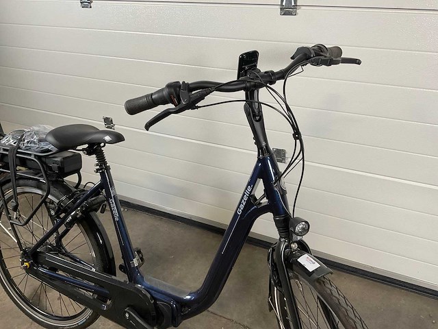 Gazelle ami elektrische fiets - afbeelding 2 van  10