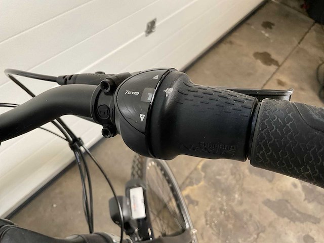 Gazelle ami elektrische fiets - afbeelding 9 van  10