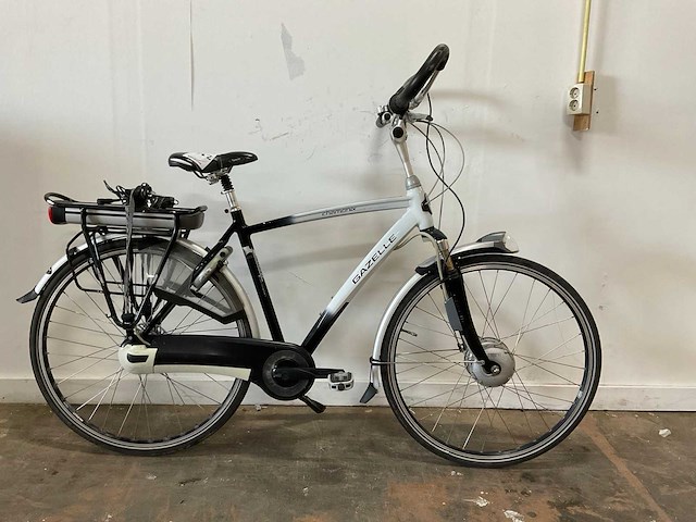 Gazelle chamonix elektrische fiets - afbeelding 1 van  19