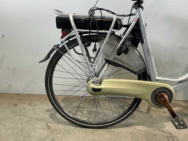 Gazelle grenoble c7+ elektrische damesfiets - afbeelding 4 van  10