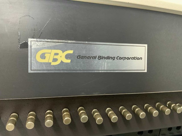 Gbc 111pm-2 inbindmachine - afbeelding 8 van  9