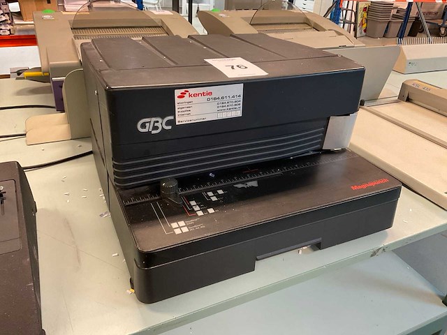 Gbc magnapunch ponsmachine - afbeelding 1 van  5