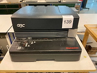 Gbc magnapunch ponsmachine - afbeelding 4 van  9