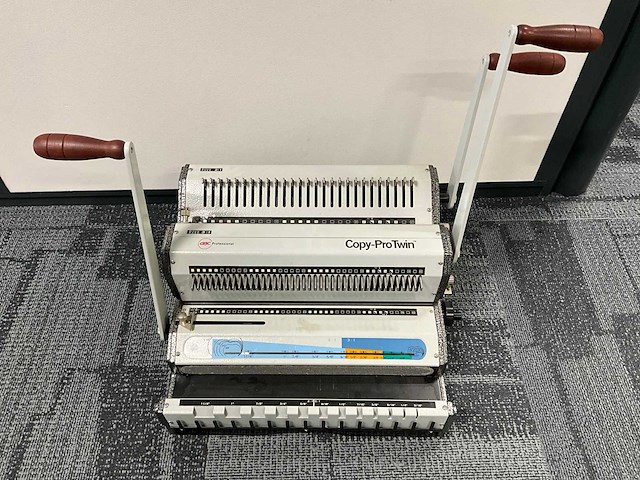 Gbc professional copy-protwin inbindmachine - afbeelding 2 van  4