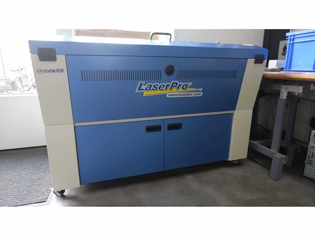 Gcc - spirit ge - laser graveer- en snijmachine - afbeelding 1 van  4