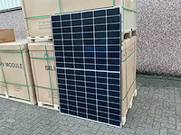 Gcl - set van 108 zonnepanelen - goodwe 36k omvormer (totaal vermogen 44.280 wp) - afbeelding 4 van  11