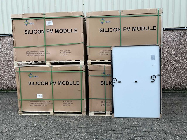 Gcl - set van 144 zonnepanelen(totaal vermogen 59.040 wp) - afbeelding 2 van  4