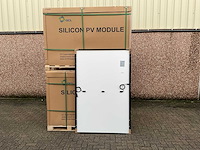 Gcl - set van 72 zonnepanelen (totaal vermogen 29.520 wp) - afbeelding 2 van  3