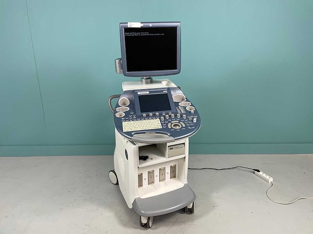 Ge - voluson e8 expert - echografieapparaat - 2012 - afbeelding 1 van  7