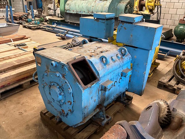 Ge 5ge7521r21 gelijkstroom motor - afbeelding 1 van  4