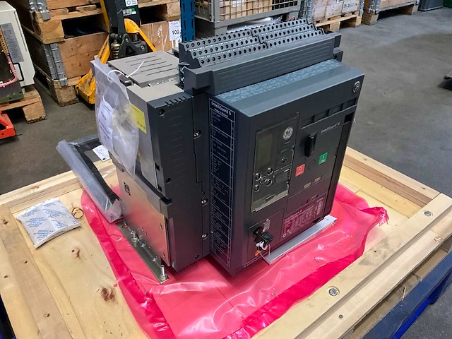 Ge gg20m4. 2000a air circuit breaker - afbeelding 2 van  6