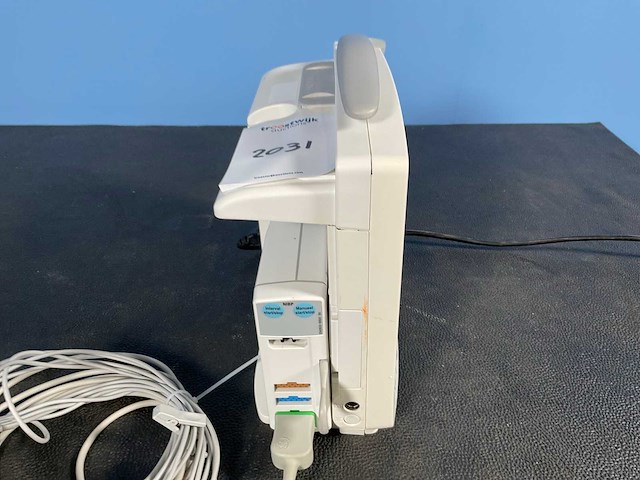 Ge healthcare - b30 bewakingsmonitor - 2012 - afbeelding 3 van  5