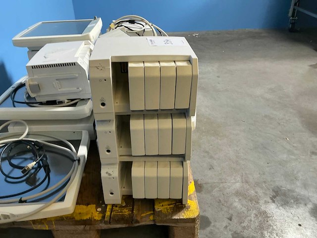 Ge healthcare caresape 850 patiëntmonitor (5x) - afbeelding 4 van  8