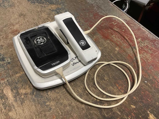 Ge healthcare vscan echografieapparaat - afbeelding 1 van  4
