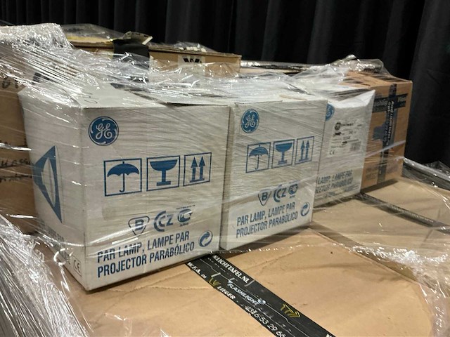Ge lighting cp61 p64 1000w par lamp (64x) - afbeelding 4 van  4