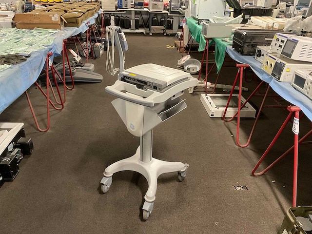 Ge mac 5500 ecg analyse systeem - afbeelding 4 van  6