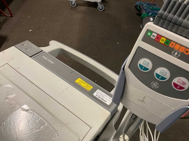 Ge mac 5500 ecg analyse systeem - afbeelding 6 van  6