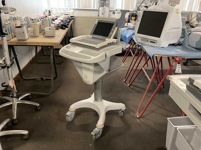 Ge mac 5500 ecg analyse systeem - afbeelding 1 van  4